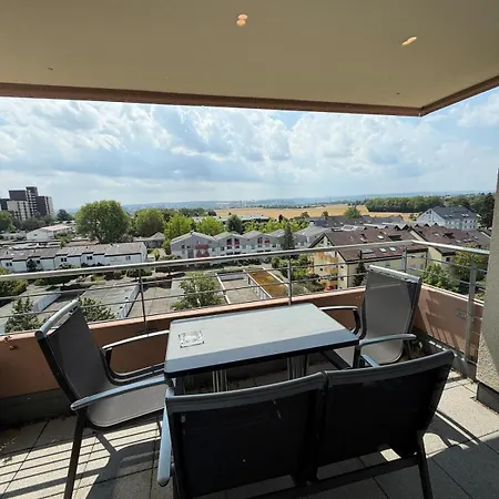 Modernes Mit Panoramaview & Balkon In Lage * Kornwestheim